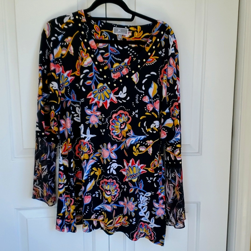 Floral blouse/ tunic